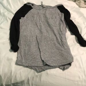 grey and black baseball tee